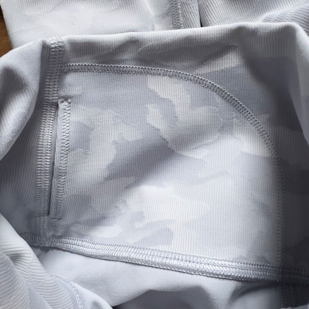 Lululemon Tight 0 Wunder Under High-Rise Incognito Camo Jacquard Alpine White - Picture 11 of 14